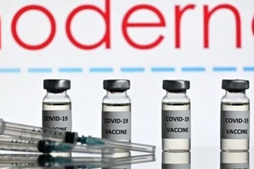 Công bố mới của Moderna về hiệu quả vaccine, cân nhắc mũi tăng cường
