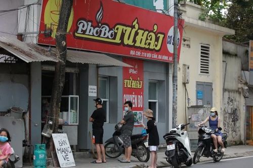 Các chủ cửa hàng dịch vụ ăn uống tại 'vùng cam', 'vùng đỏ' ghen tị với 'vùng xanh'