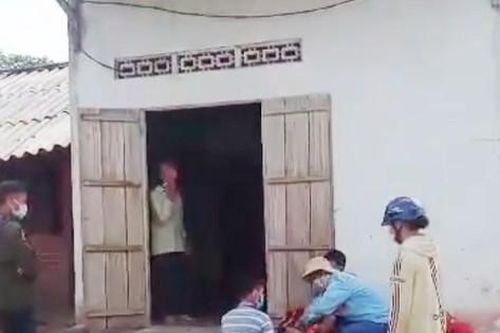 Con trai rơi xuống hồ tử vong, bố kẹt ở vùng dịch không thể về đưa tang