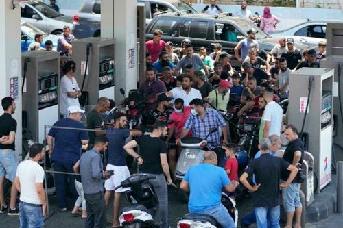 Lô hàng dầu nhiên liệu đầu tiên của Iran đến Lebanon