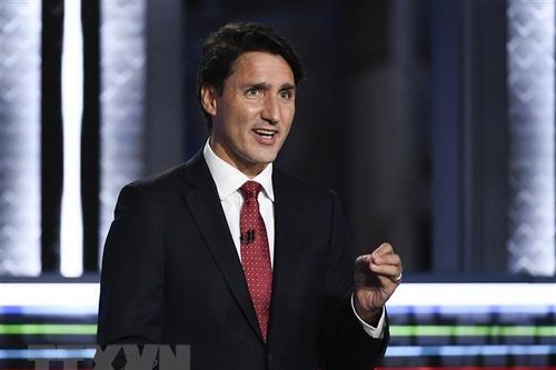 Thủ tướng Canada bảo vệ việc tổ chức sự kiện có 400 người tham dự