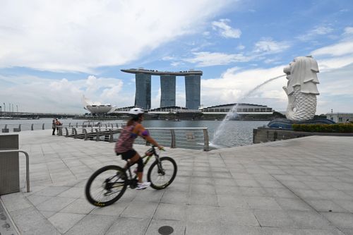 Singapore tăng cường các biện pháp phòng dịch cho trẻ em và người già