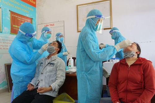 TP Hồ Chí Minh tiếp tục lấy mẫu xét nghiệm COVID-19 cho người dân đến ngày 30/9