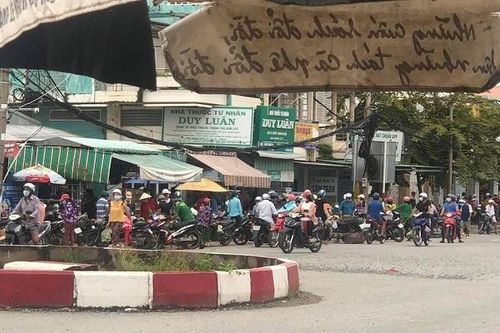 Đăng thông tin 'sắp phong tỏa hết rồi nha' cô gái trẻ bị phạt 5 triệu đồng