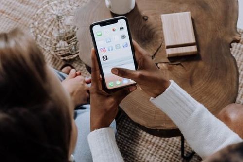 TikTok đối mặt với các cuộc điều tra ở EU về việc chuyển dữ liệu sang Trung Quốc