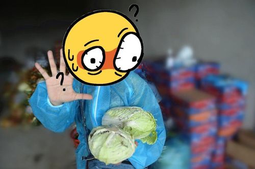 Giữa loạt tuyên bố 'rút lui' làm từ thiện của đồng nghiệp, một ca sĩ nổi tiếng bất ngờ làm điều ngược lại