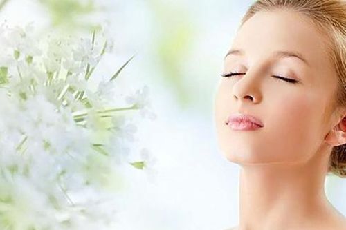 Phụ nữ, hãy học cách ích kỷ để không bước hụt xuống vực