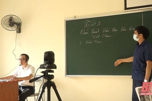 Dạy học online: Không đơn giản