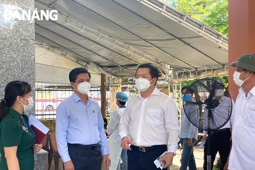 Sớm tiêm vắc-xin mũi 1 cho toàn bộ người dân quận Ngũ Hành Sơn