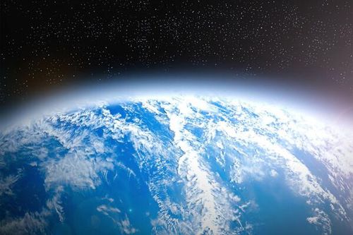 Ngày Quốc tế bảo vệ tầng ozone 16/9: 'Làm mát thế giới, bảo quản thực phẩm và vaccine'
