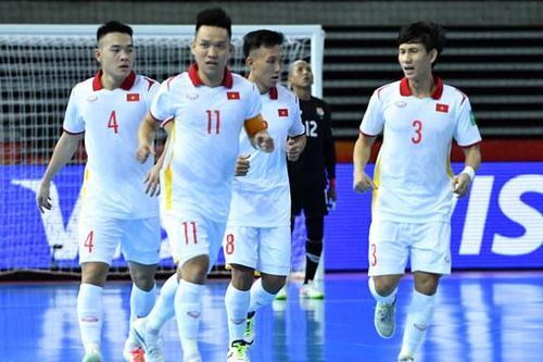 Bóng đá Việt Nam hôm nay: Futsal Việt Nam được thưởng 500 triệu. Công Phượng hào hứng tập luyện