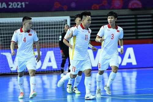 Minh Trí đi vào lịch sử, tuyển Việt Nam tổn thất nặng nề