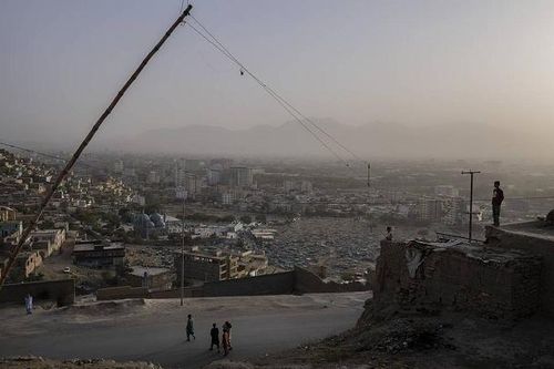 Tên lửa tấn công gần nhà máy điện ở thủ đô Kabul, Afghanistan