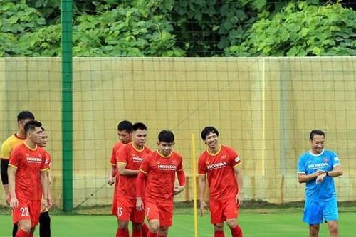 Công Phượng thường trực nụ cười khi được lên tuyển