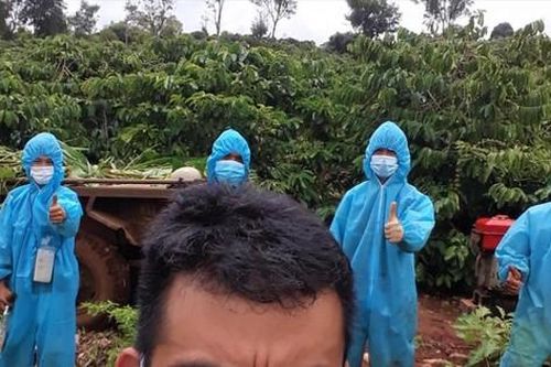 Cống hiến vì buôn làng