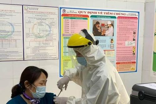 Quảng Ninh: Quyết tâm đến 20/9 hoàn thành 100% tiêm vắc xin phòng COVID-19 mũi 1