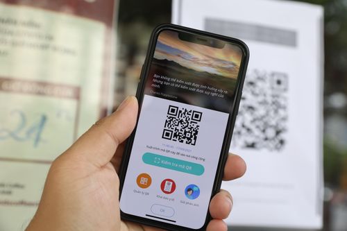 Số lượng các điểm quét mã QR kiểm soát tăng vọt tại Hà Nội