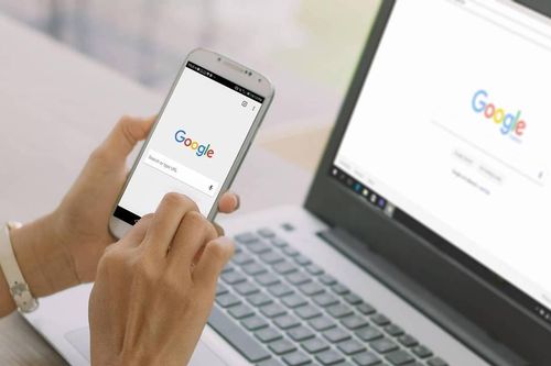 Nga hoan nghênh quyết định xóa ứng dụng bỏ phiếu của Apple và Google