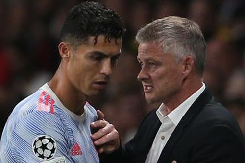 'Ronaldo mang đến nhiều vấn đề cho MU hơn là lợi ích'