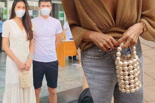 Chiếc túi ngọc trai Thủy Tiên xách đi sao kê đang khiến dân tình 'phát sốt phát rét'