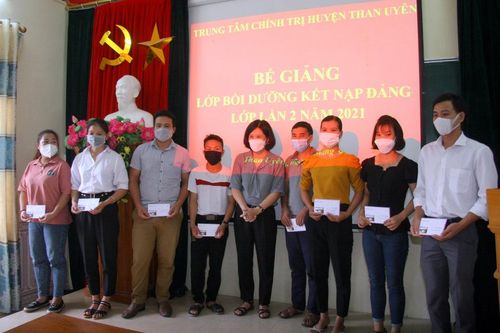 Chính trị TRUYỀN HÌNH INTERNET Lai Châu qua ảnh