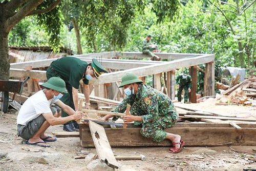 Đổi mới công tác dân vận chính quyền trong tình hình mới