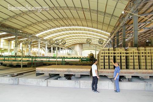 Quản lý chặt vùng nguyên liệu sản xuất gạch tuynel