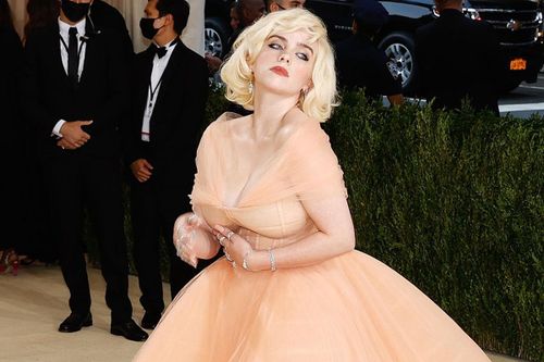 Khi sao nữ mặc giống Marilyn Monroe