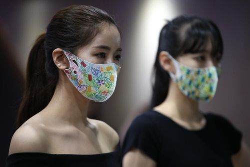 Người Hàn chưa tiêm vaccine bị đồng nghiệp tẩy chay