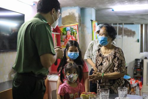 TP.HCM khẩn trương lập chính sách hỗ trợ trẻ mồ côi vì dịch Covid-19