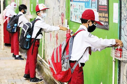 Trường học sống chung cùng Covid