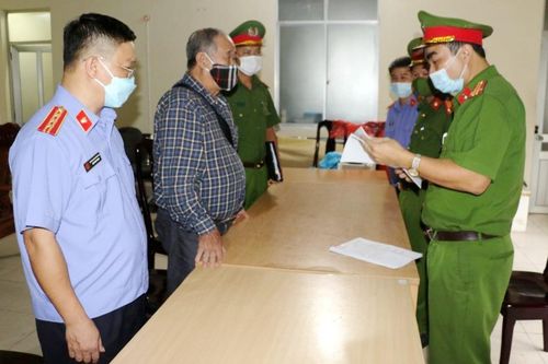 Khởi tố vợ chồng giám đốc công ty lừa đảo