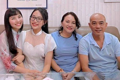 Gia đình Phương Mỹ Chi chữa khỏi Covid-19 sau 21 ngày tự điều trị