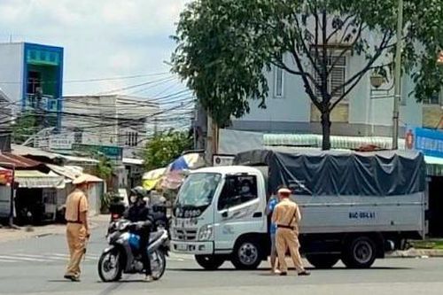 Người dân 'vùng xanh' Cần Thơ được làm gì và đi đâu?