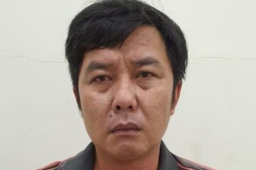 Say rượu, quậy phá, rút dao đâm vào cổ đại úy công an