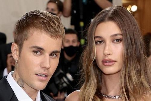 Vợ siêu mẫu nội y lên tiếng về tin đồn bị Justin Bieber ngược đãi