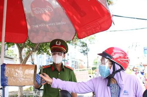 TPHCM phát hiện 135 trường hợp F0 trên đường