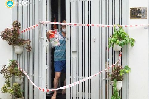 F0 tự điều trị không có xác nhận cần tiêm vắc xin để có thẻ xanh Covid