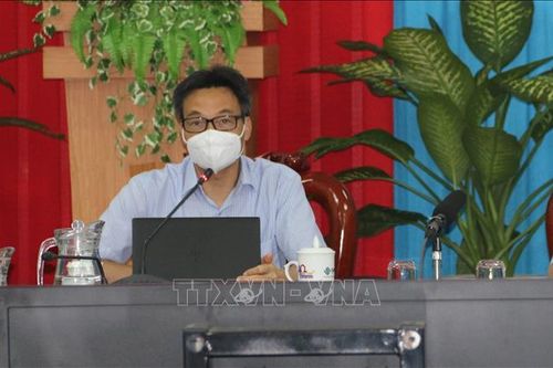 Phó Thủ tướng Vũ Đức Đam kiểm tra công tác phòng, chống dịch tại Trà Vinh