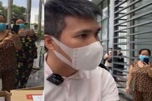 Phát hiện dàn 'camera chạy bằng cơm' đến 'tác nghiệp' ở buổi livestream sao kê của Thủy Tiên