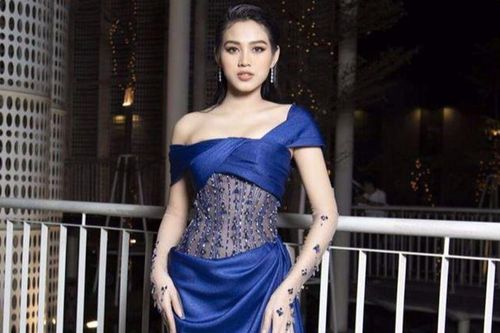 Đỗ Thị Hà đăng lại ảnh cũ, vô tình 'tự bóc' lỗi lộ nội y kém duyên