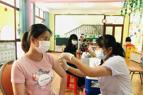 Tỉnh Thanh Hóa tiêm được hơn 460.000 liều vắc xin phòng COVID-19