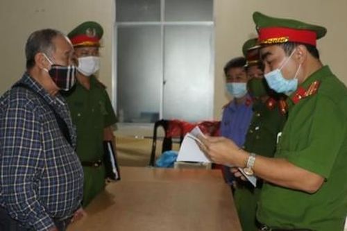 Bắt giam vợ chồng giám đốc Công ty Thương mại Minh Khang