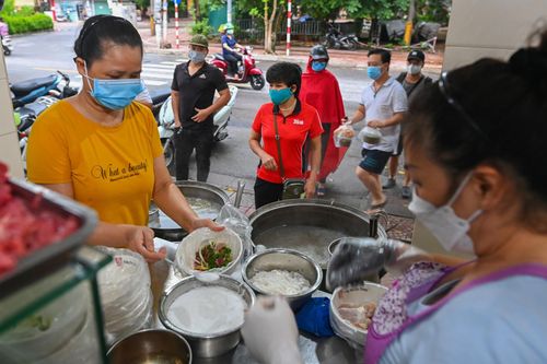 Đề xuất mở lại toàn bộ dịch vụ ở quận Hai Bà Trưng từ đầu tháng 10