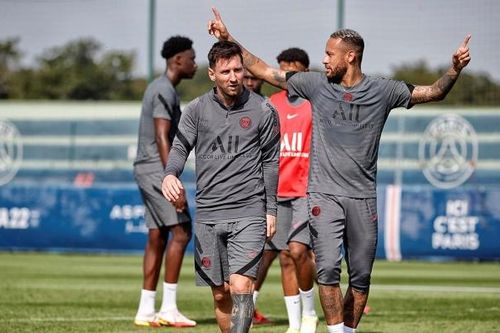 Chi tiết bản hợp đồng 'khủng' của Messi tại Paris Saint-Germain được tiết lộ