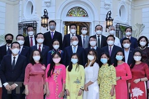 Chủ tịch nước Nguyễn Xuân Phúc thăm cộng đồng người Việt Nam tại Cuba