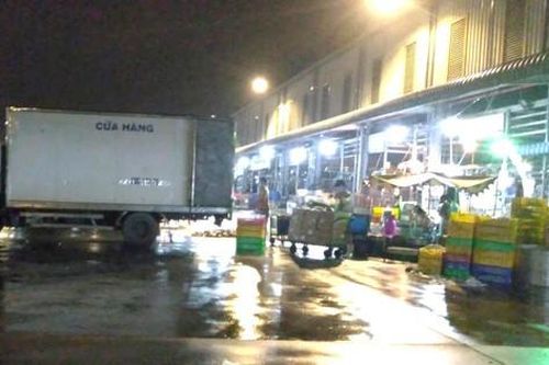 Tiểu thương Sài Gòn háo hức chờ ngày 'khởi động lại'