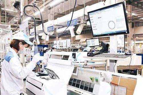 Các cơ quan ngoại giao Việt Nam ở nước ngoài tạo mọi điều kiện để DN Việt vươn ra thế giới