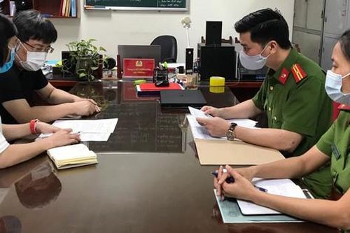 Một giám đốc người Trung Quốc bị khởi tố vì chỉ đạo chôn hàng trăm tấn rác thải nguy hại