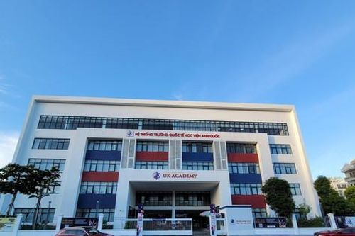 Học sinh bị 'đuổi học' vì phụ huynh phản ánh trường Quốc tế kém chất lượng